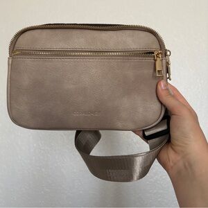 Coral Daisy Taupe Crossbody Belt Bag